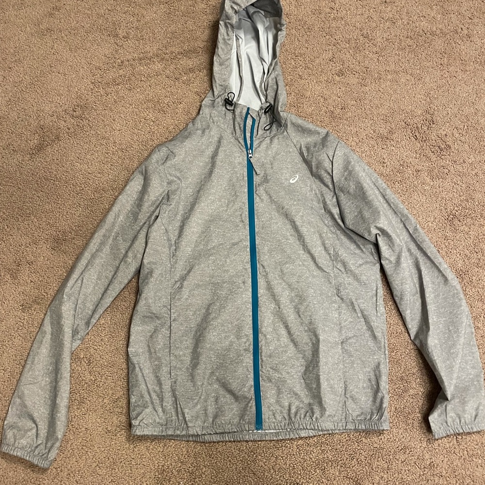 ASICS windbreaker size M